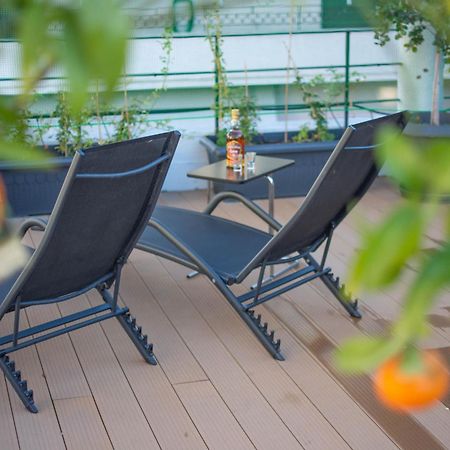 Aris Premium Accommodations Атина Екстериор снимка