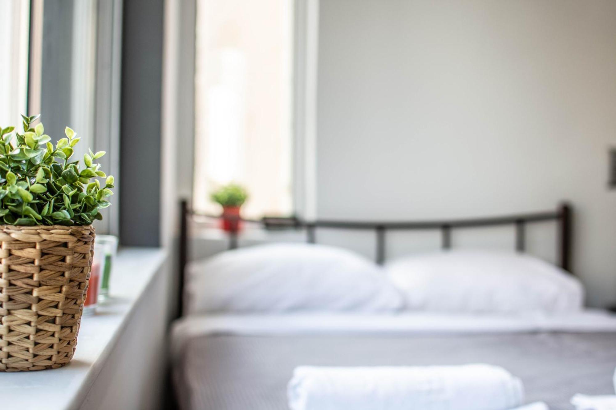 Aris Premium Accommodations Атина Екстериор снимка