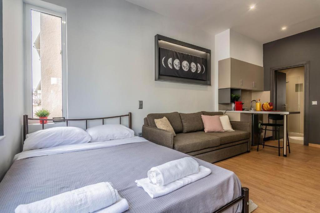 Aris Premium Accommodations Атина Стая снимка