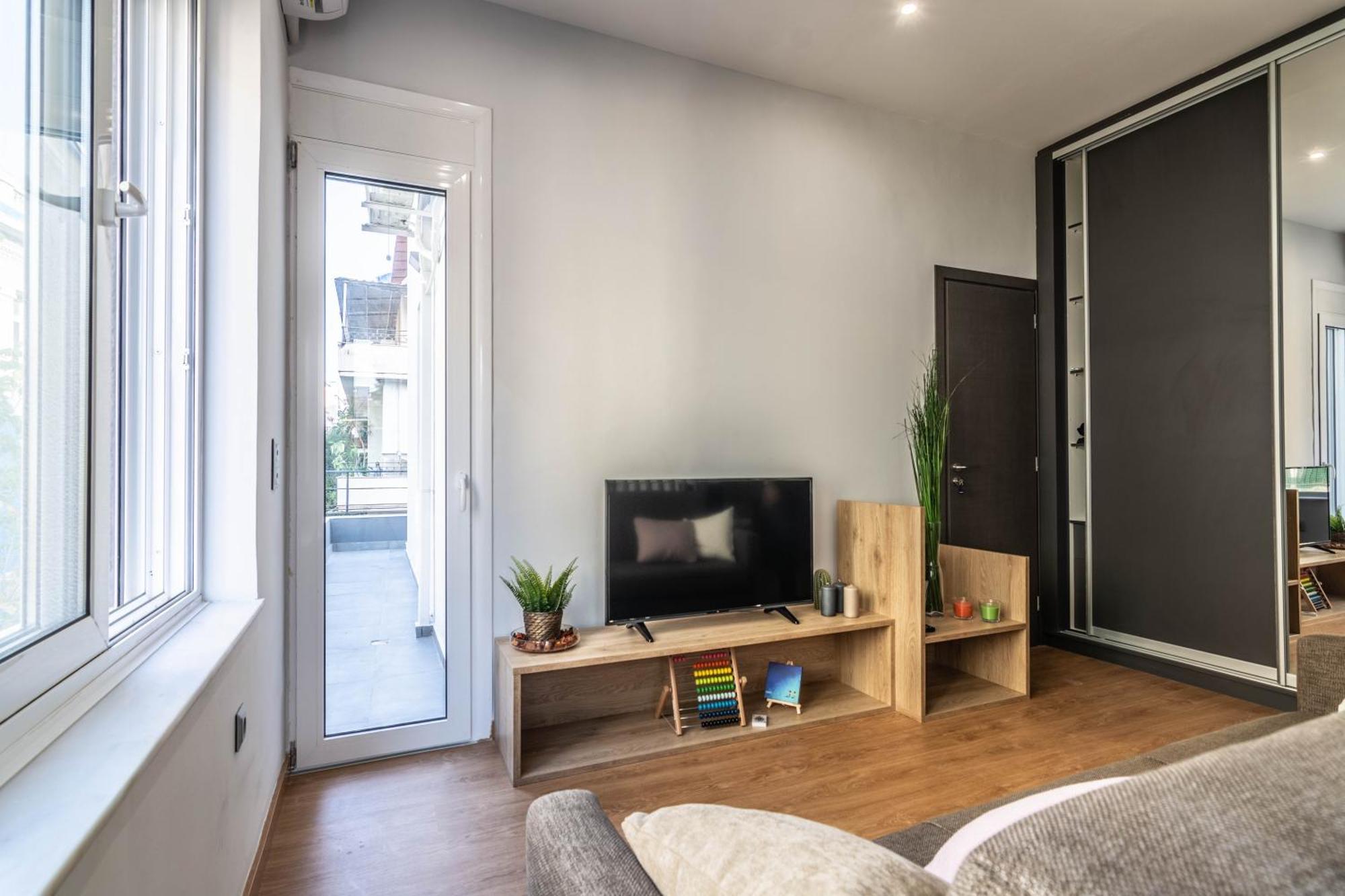 Aris Premium Accommodations Атина Екстериор снимка