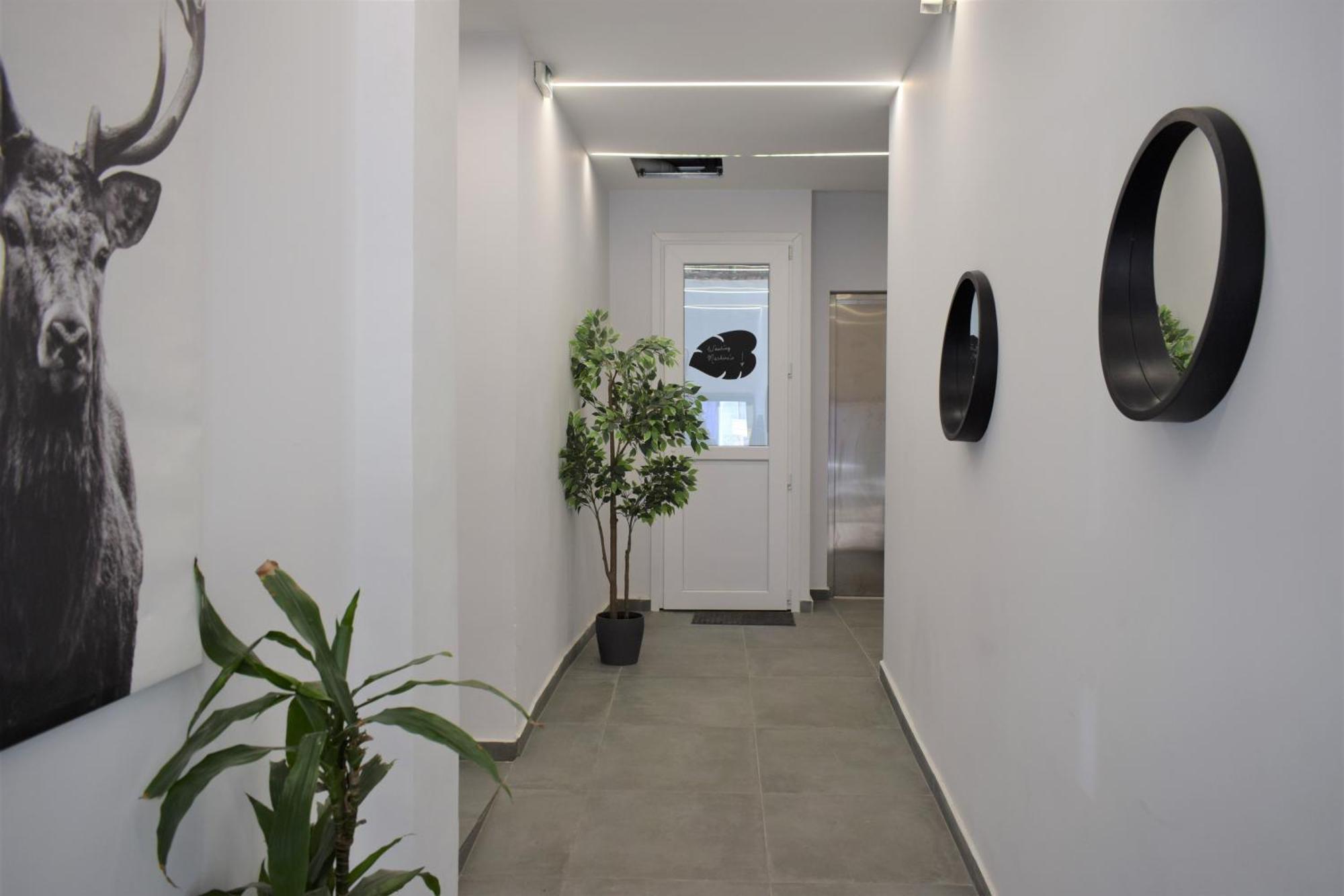 Aris Premium Accommodations Атина Екстериор снимка