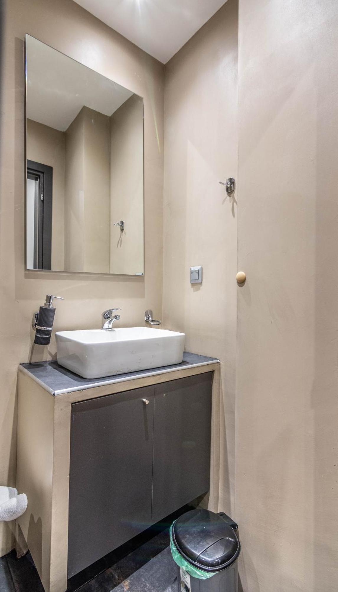 Aris Premium Accommodations Атина Екстериор снимка