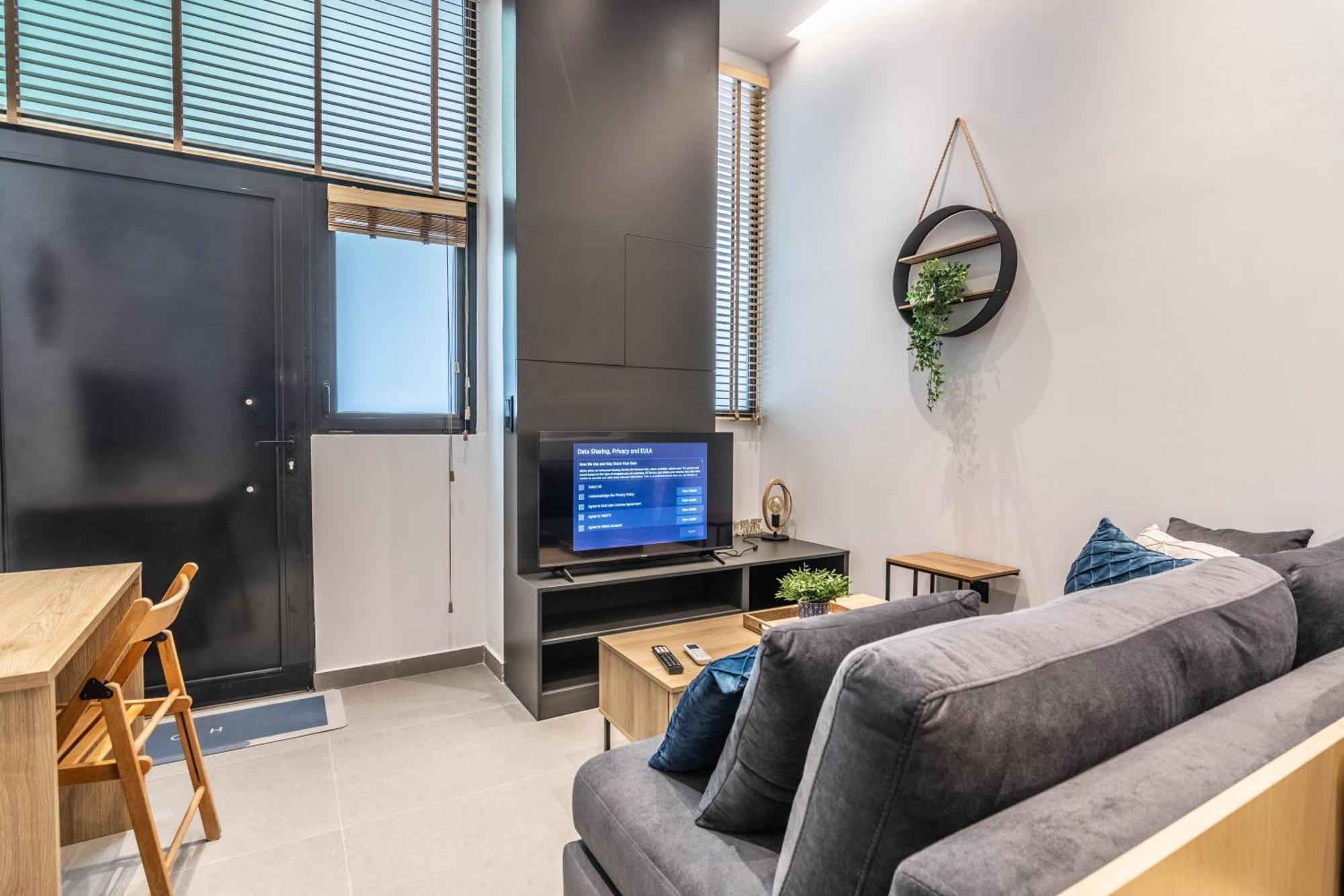 Aris Premium Accommodations Атина Екстериор снимка